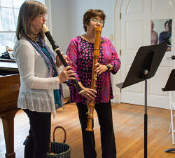 two recorders perform