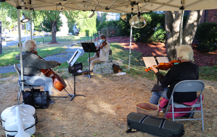 violinists playing chamber music