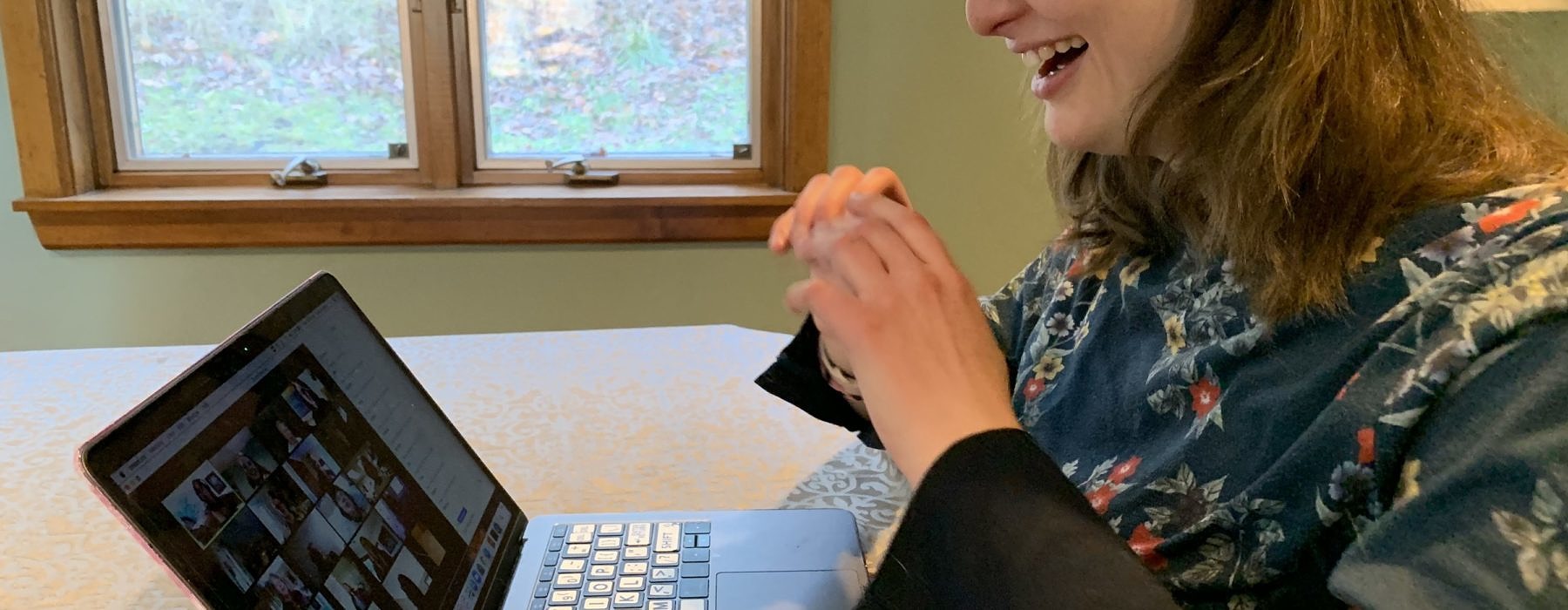 Singing while looking at computer