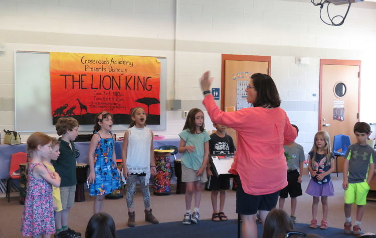 children singing
