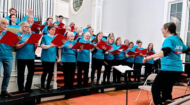 Community Chorus performance at FCC of Lebanon